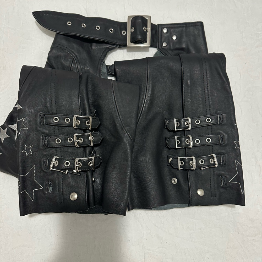 Leather Bombshell Motorcycle GoGo chaps - Picture 3 of 16